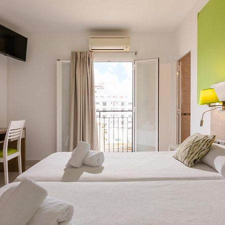 Hostal Mari Sant Antoni de Portmany Extérieur photo