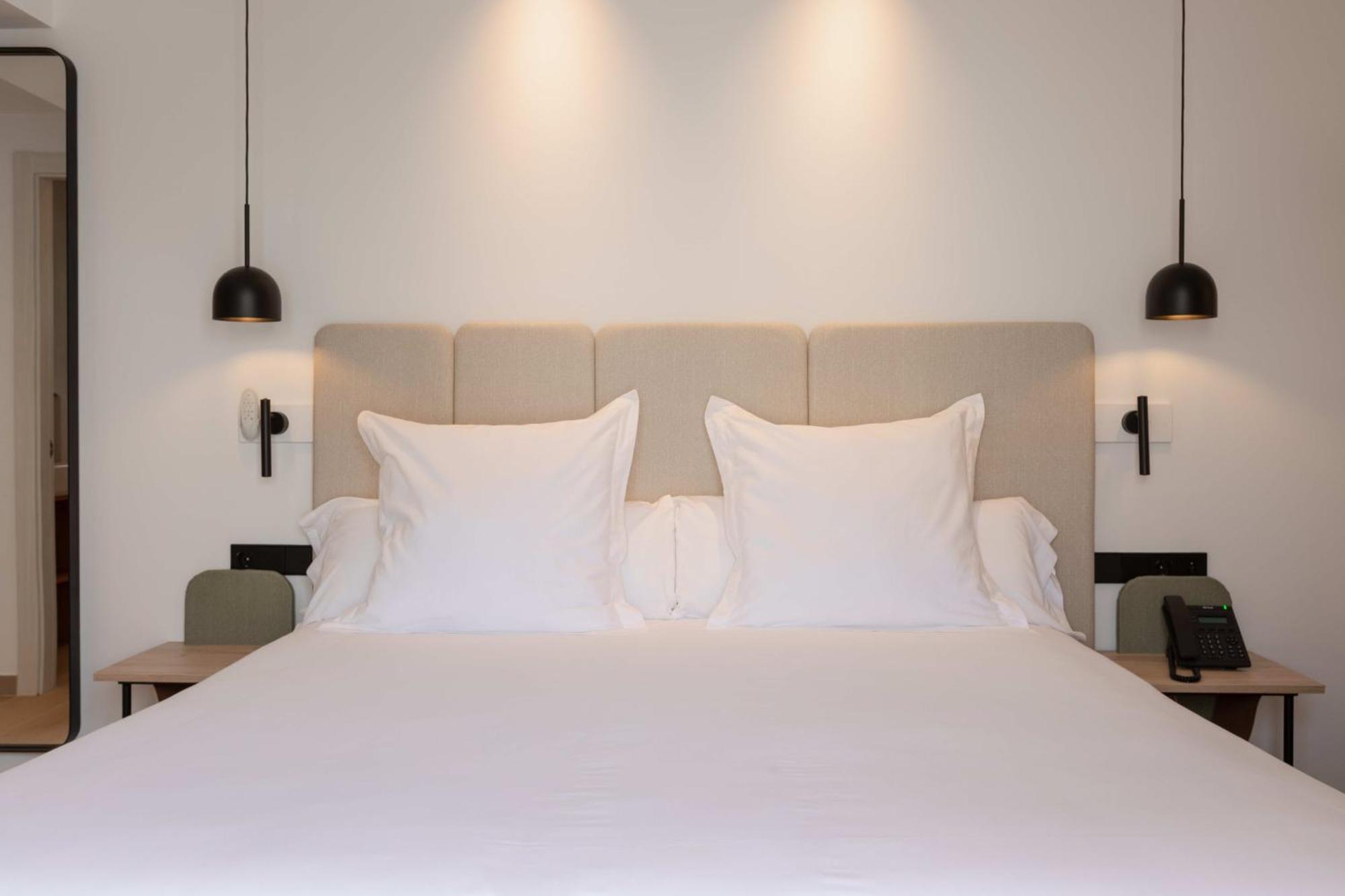 Hostal Mari Sant Antoni de Portmany Extérieur photo